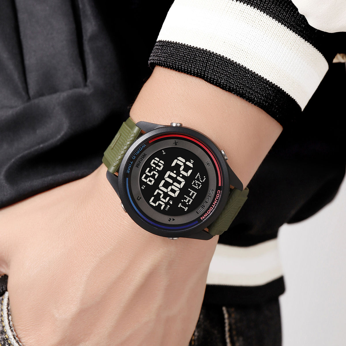 SKMEI Military Digital Wristwa - Outdoor Sports List recensione e prezzo